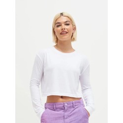Womenâs Long Sleeved Cropped T